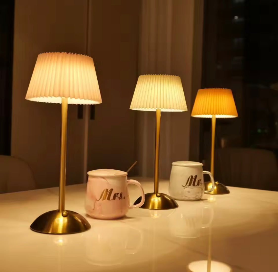 Nordic Decorative Lamp With Metal Base, 3 Colors Dimmable Shaded Night Lamp, Cordless Desk Lamp, Soft Light For Living Room Bedroom