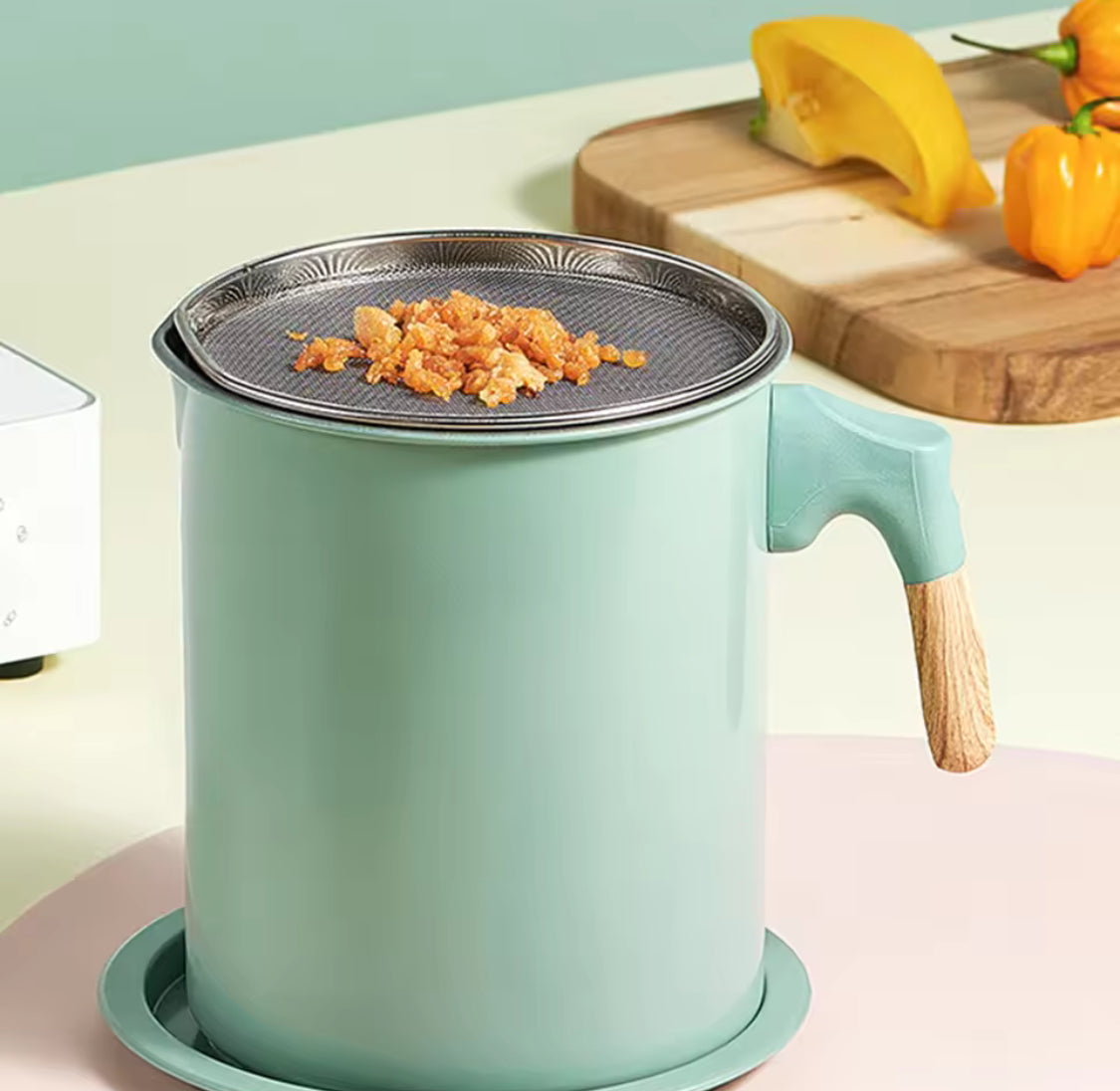 1.4 Litter Stainless Steel Kitchen Oil Filter Pot, Manual Grease Oil Container, Kitchen Oil Separator And Storage Can With Fine Mesh Strainer, Oil Trap with Lid, Strainers Pot Oil Bottle, Filter Oils Separator Tank, Kitchen Cooking Tools